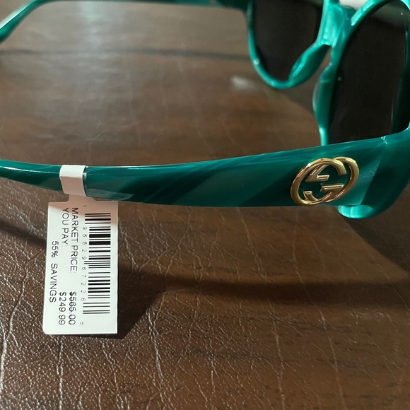 Gucci sunglasses - Picture 1 of 7